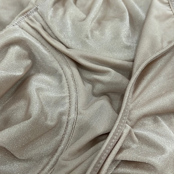 Lisanza Bodysuit Sz 3 - Picture 15 of 15